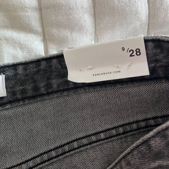 NWT KanCan Grey Black Distressed Shorts Size 9/28 - Picture 5 of 8
